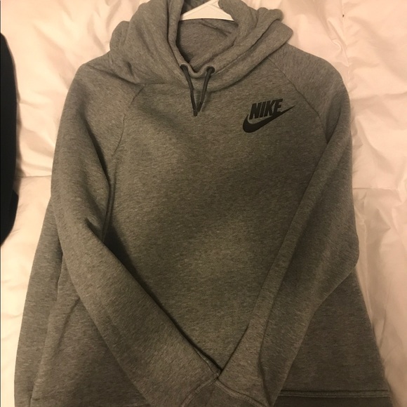 nike polo neck women's nike polo neck women's